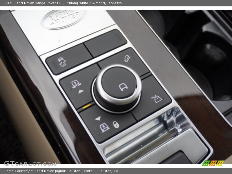 Yulong White / Almond/Espresso 2020 Land Rover Range Rover HSE