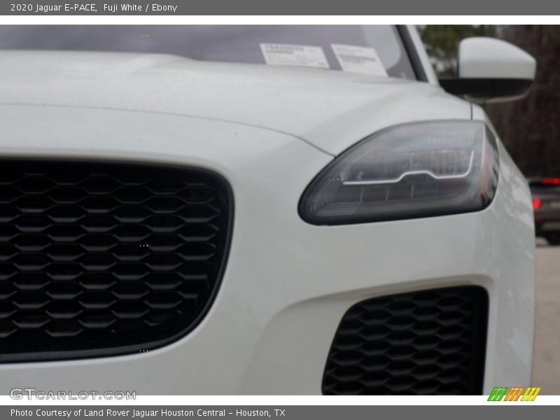 Fuji White / Ebony 2020 Jaguar E-PACE
