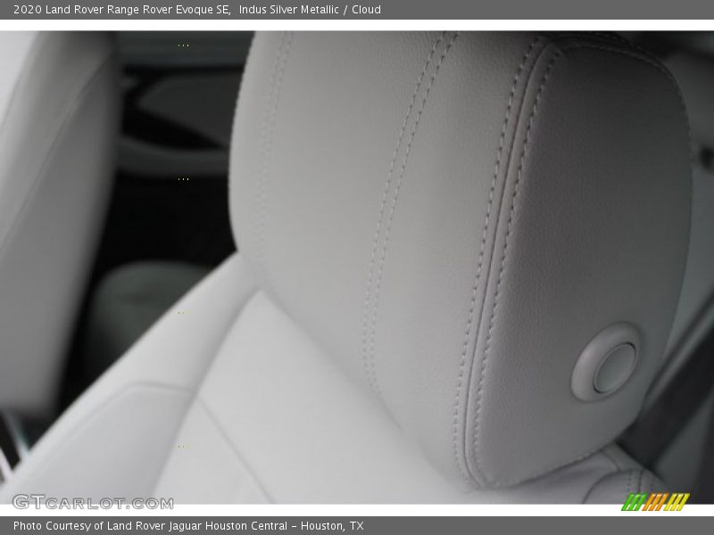 Indus Silver Metallic / Cloud 2020 Land Rover Range Rover Evoque SE