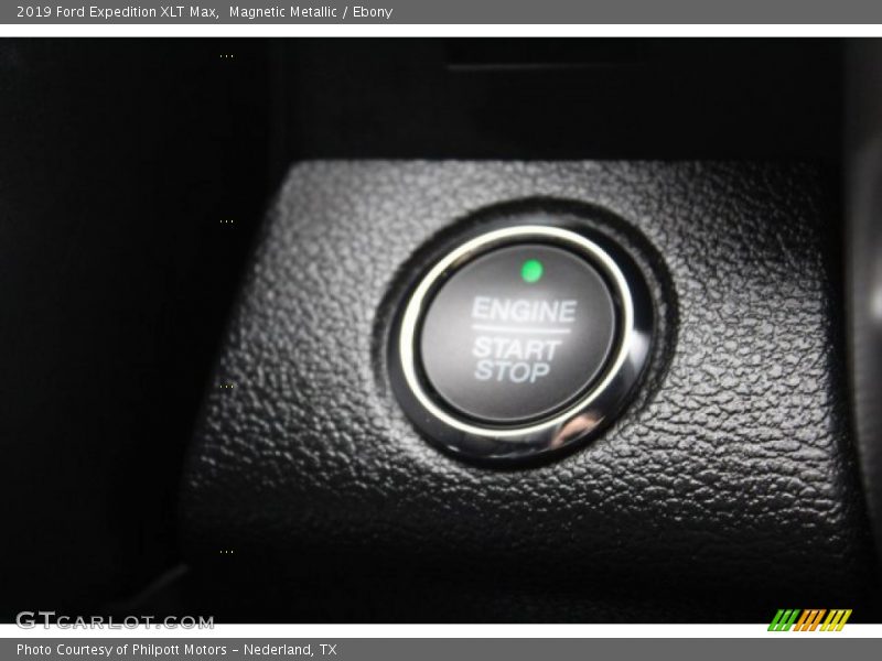 Magnetic Metallic / Ebony 2019 Ford Expedition XLT Max