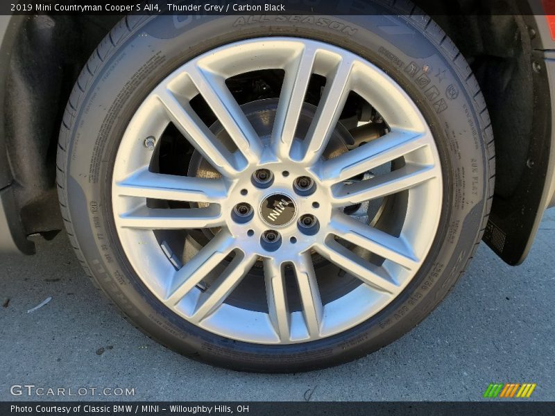 Thunder Grey / Carbon Black 2019 Mini Countryman Cooper S All4