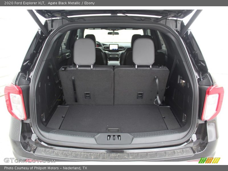 Agate Black Metallic / Ebony 2020 Ford Explorer XLT