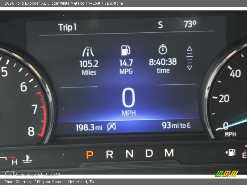 Star White Metallic Tri-Coat / Sandstone 2020 Ford Explorer XLT