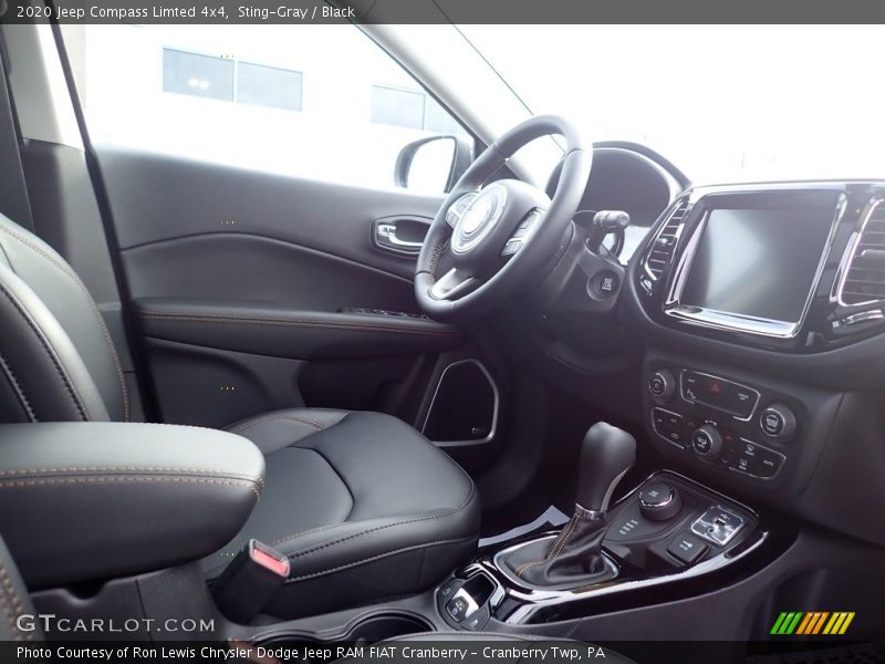 Sting-Gray / Black 2020 Jeep Compass Limted 4x4