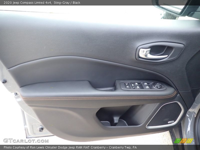Sting-Gray / Black 2020 Jeep Compass Limted 4x4