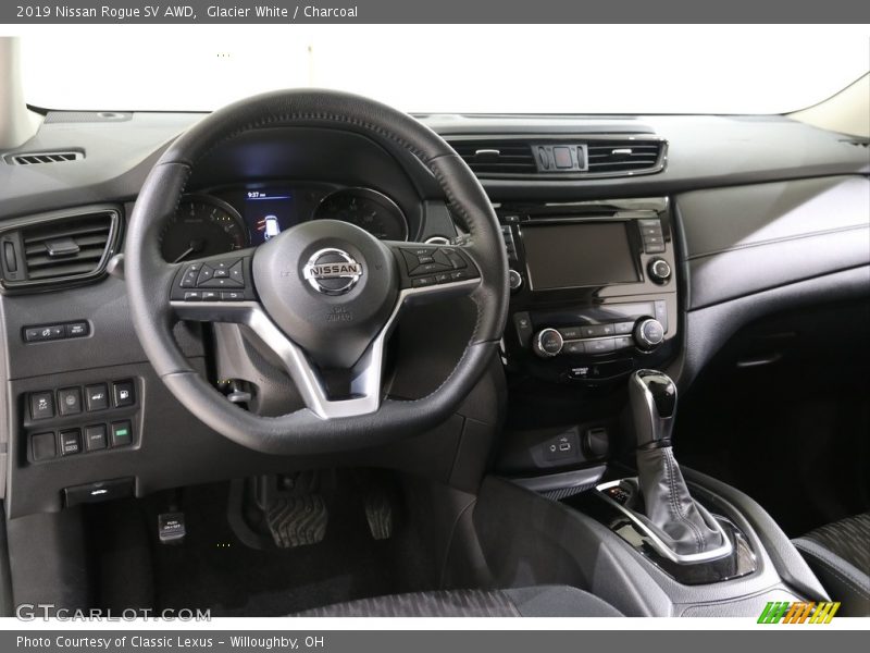Glacier White / Charcoal 2019 Nissan Rogue SV AWD