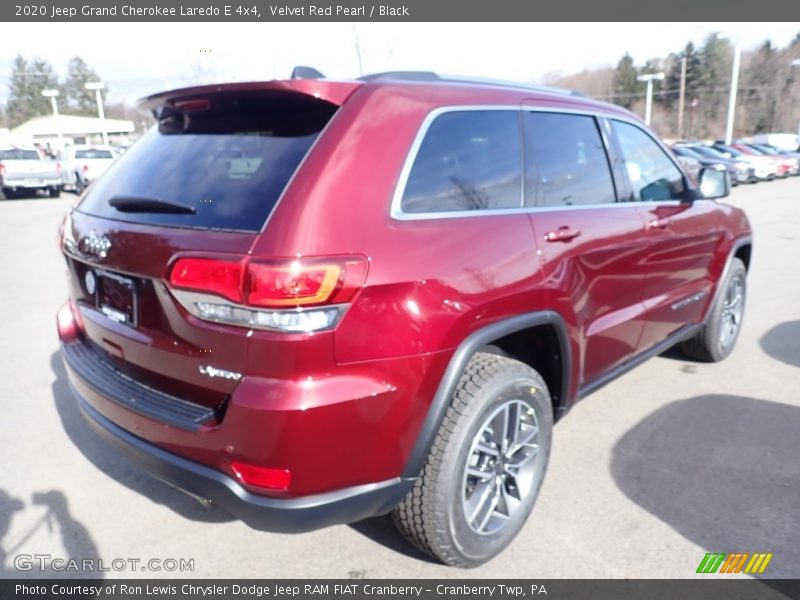 Velvet Red Pearl / Black 2020 Jeep Grand Cherokee Laredo E 4x4