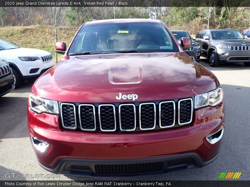 Velvet Red Pearl / Black 2020 Jeep Grand Cherokee Laredo E 4x4
