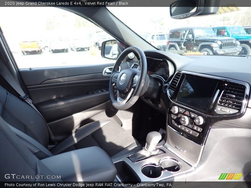 Velvet Red Pearl / Black 2020 Jeep Grand Cherokee Laredo E 4x4