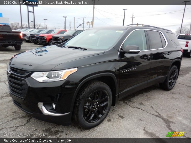 Mosaic Black Metallic / Jet Black 2020 Chevrolet Traverse LT