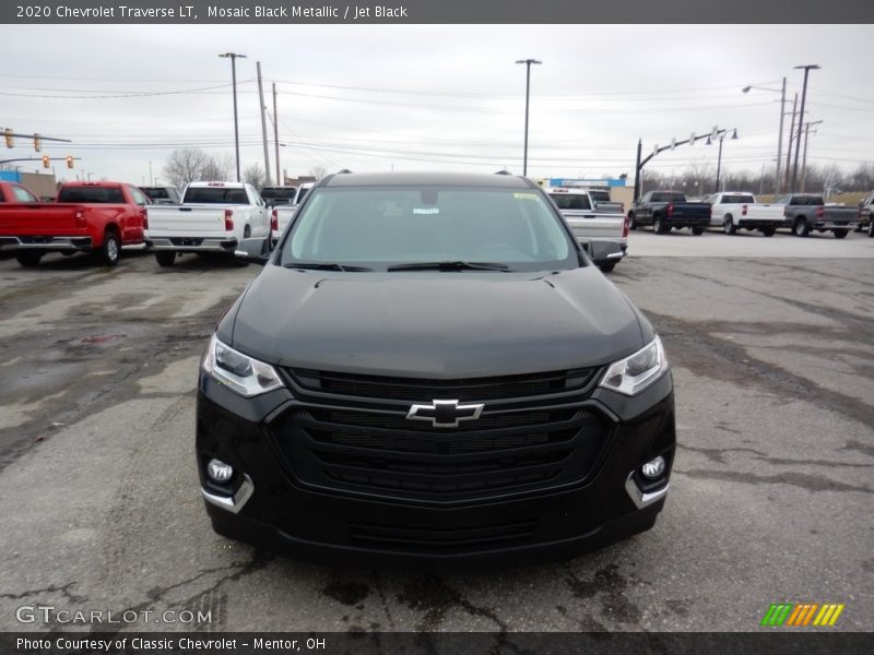 Mosaic Black Metallic / Jet Black 2020 Chevrolet Traverse LT