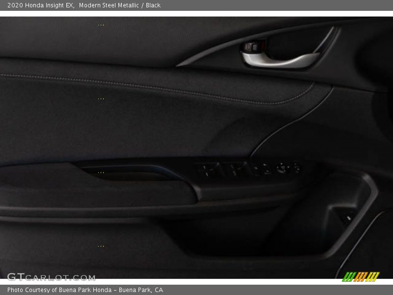 Modern Steel Metallic / Black 2020 Honda Insight EX