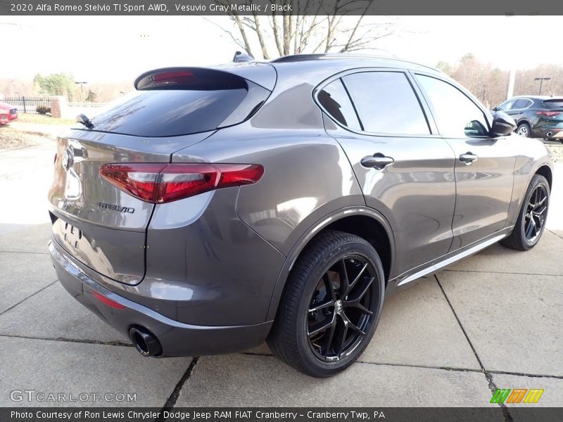 Vesuvio Gray Metallic / Black 2020 Alfa Romeo Stelvio TI Sport AWD