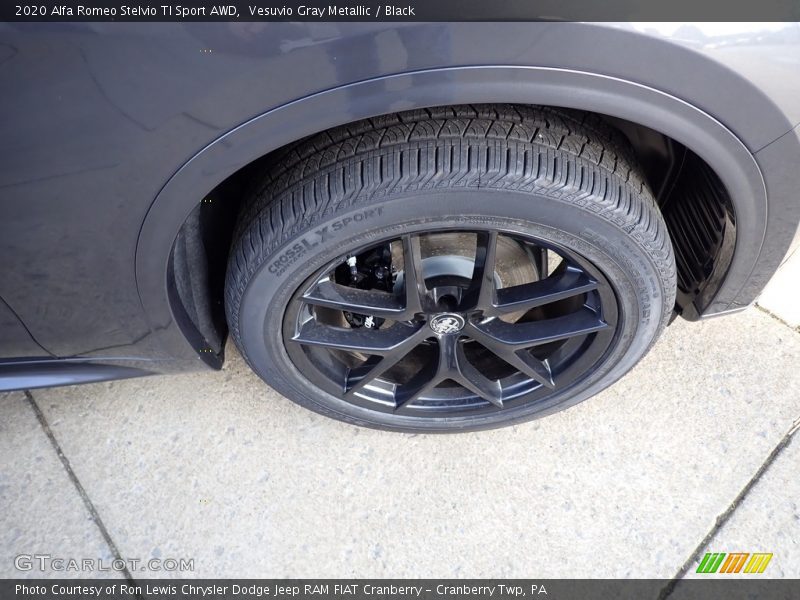 Vesuvio Gray Metallic / Black 2020 Alfa Romeo Stelvio TI Sport AWD