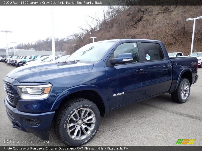 Front 3/4 View of 2020 1500 Laramie Crew Cab 4x4