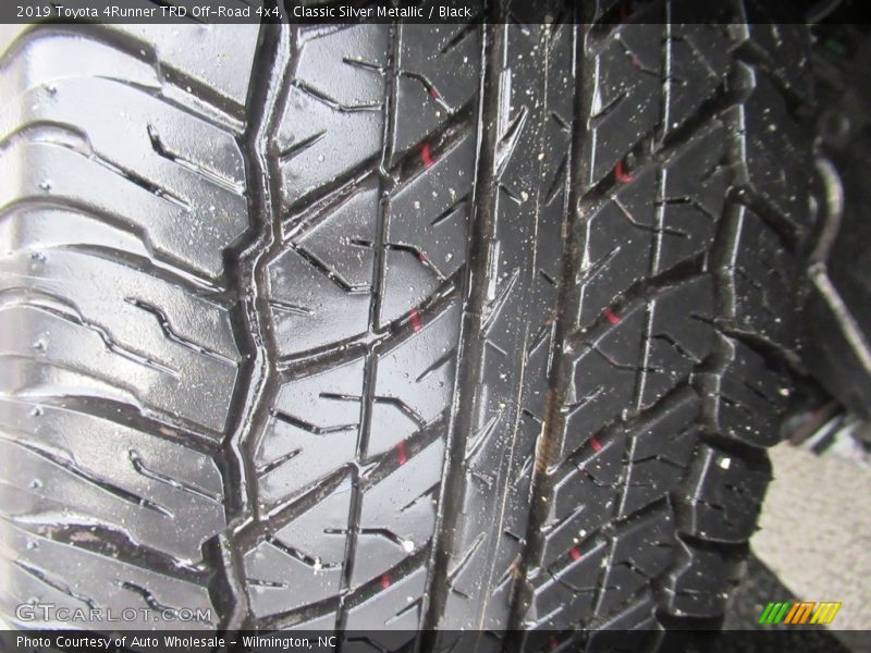 Classic Silver Metallic / Black 2019 Toyota 4Runner TRD Off-Road 4x4