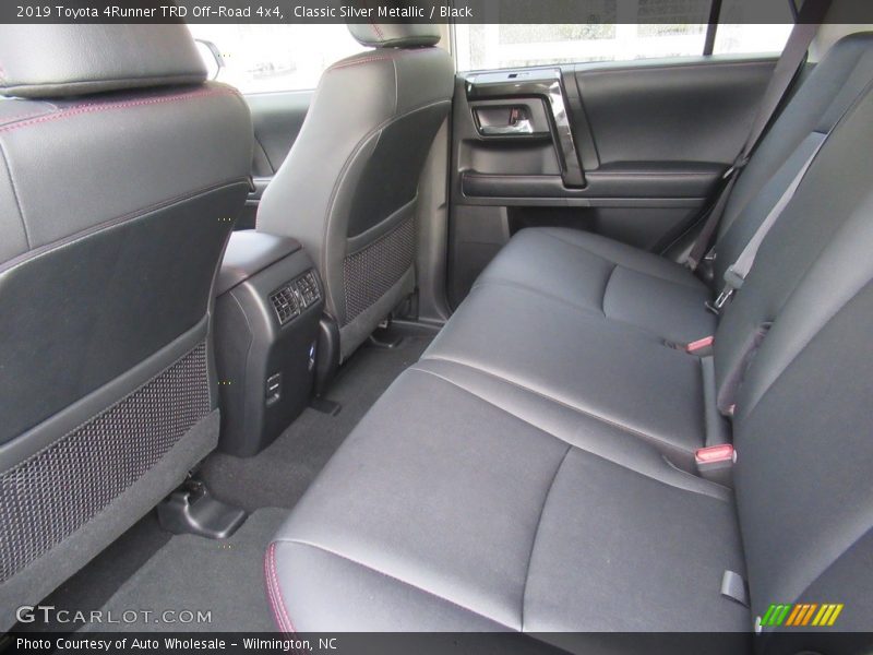 Classic Silver Metallic / Black 2019 Toyota 4Runner TRD Off-Road 4x4