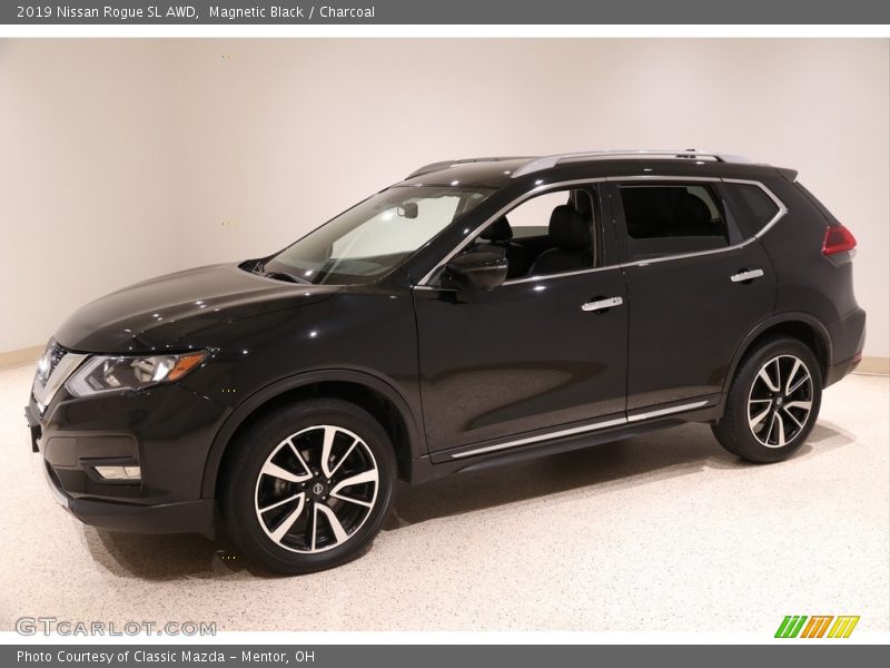 Magnetic Black / Charcoal 2019 Nissan Rogue SL AWD