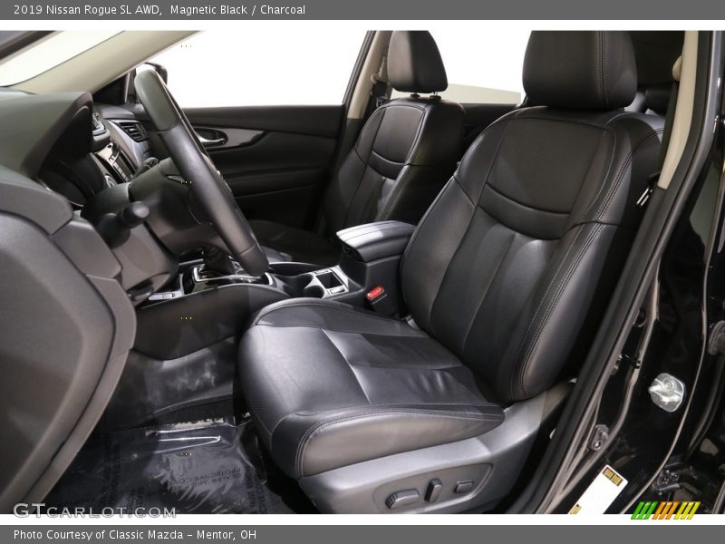 Magnetic Black / Charcoal 2019 Nissan Rogue SL AWD