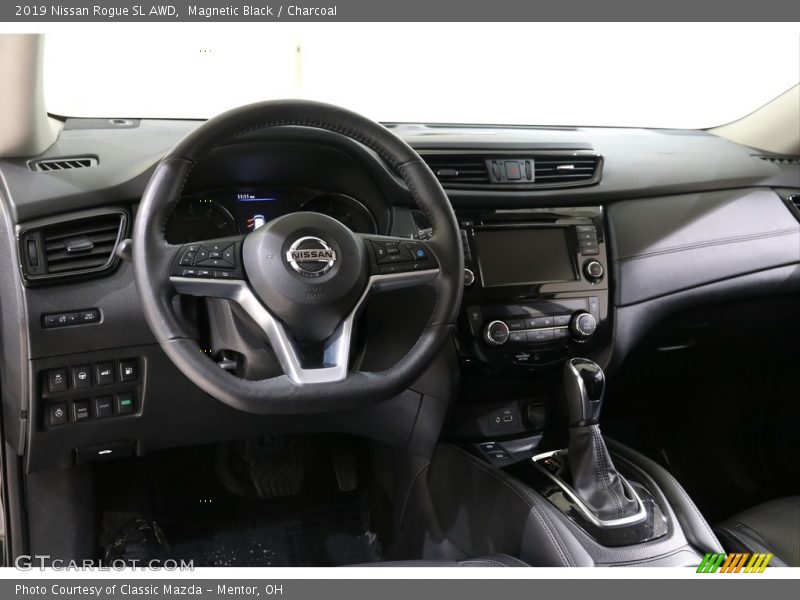 Magnetic Black / Charcoal 2019 Nissan Rogue SL AWD