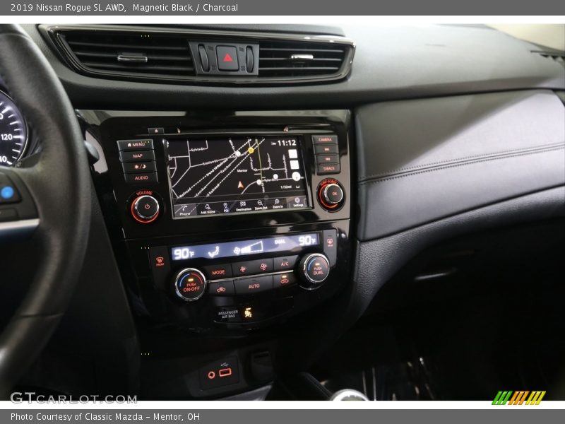 Magnetic Black / Charcoal 2019 Nissan Rogue SL AWD