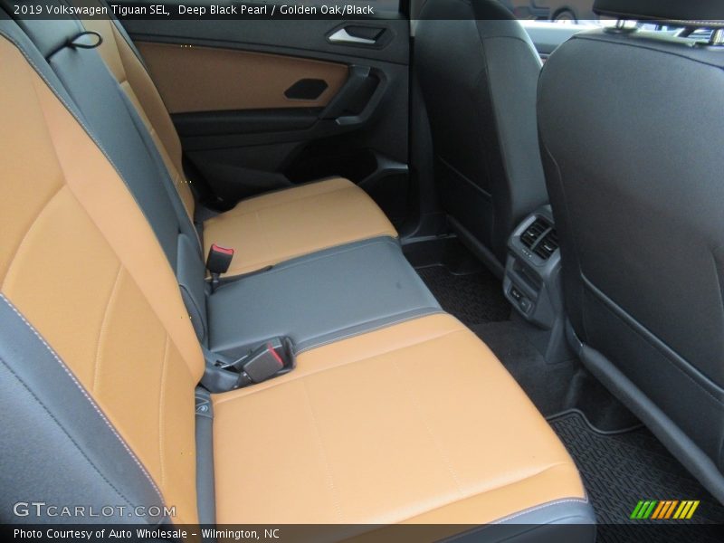 Deep Black Pearl / Golden Oak/Black 2019 Volkswagen Tiguan SEL