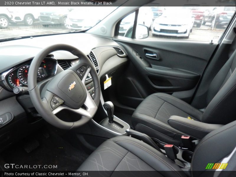 Mosaic Black Metallic / Jet Black 2020 Chevrolet Trax LT AWD