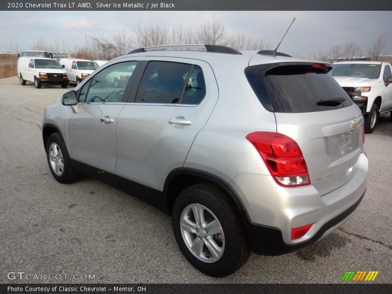 Silver Ice Metallic / Jet Black 2020 Chevrolet Trax LT AWD
