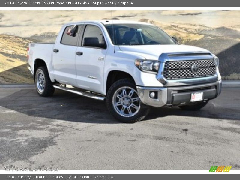 Super White / Graphite 2019 Toyota Tundra TSS Off Road CrewMax 4x4