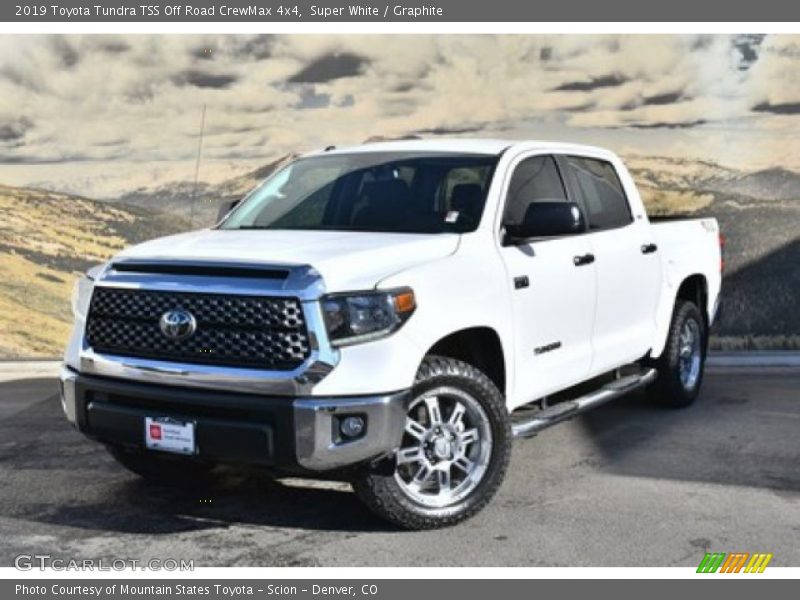 Super White / Graphite 2019 Toyota Tundra TSS Off Road CrewMax 4x4