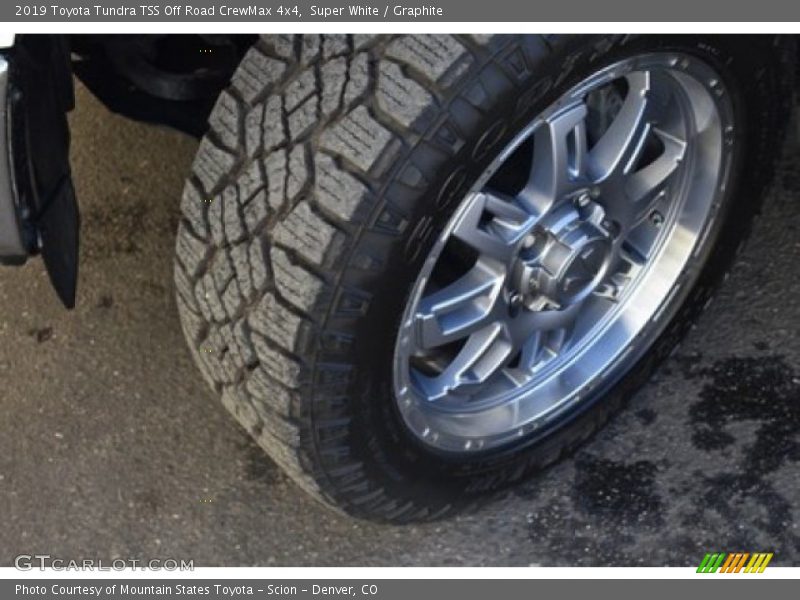 Super White / Graphite 2019 Toyota Tundra TSS Off Road CrewMax 4x4