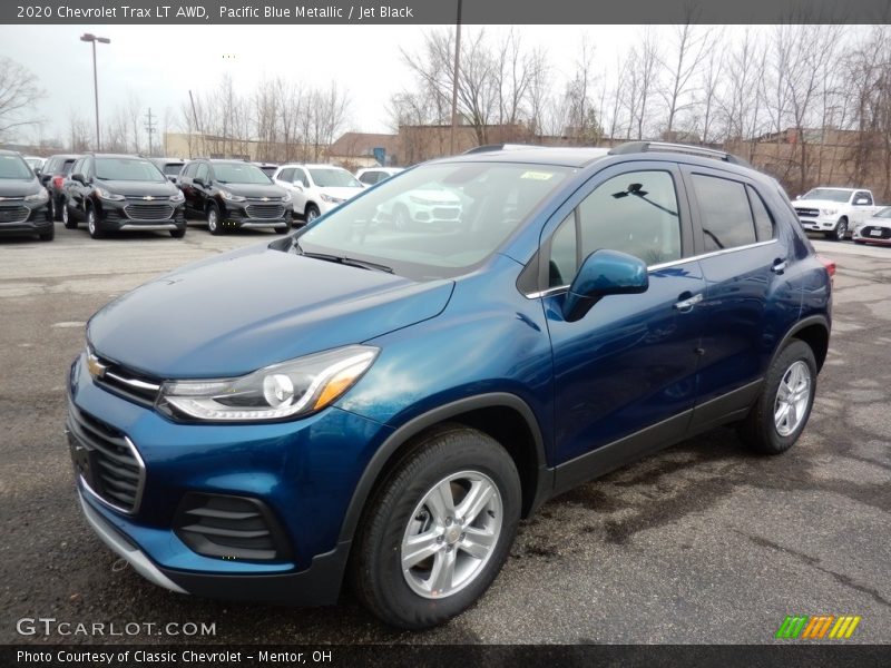 Pacific Blue Metallic / Jet Black 2020 Chevrolet Trax LT AWD