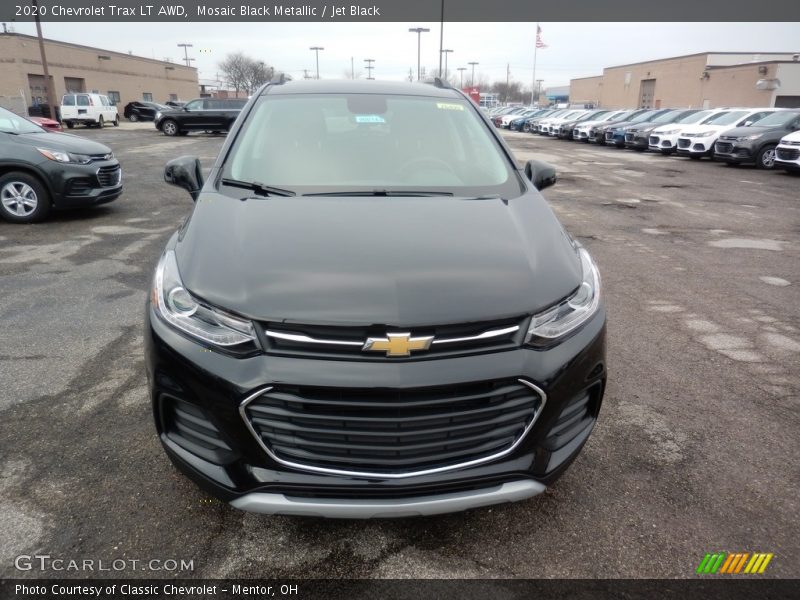 Mosaic Black Metallic / Jet Black 2020 Chevrolet Trax LT AWD