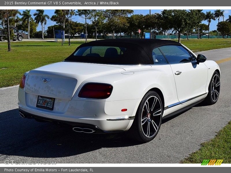Arctica / White/Black 2015 Bentley Continental GT V8 S Convertible