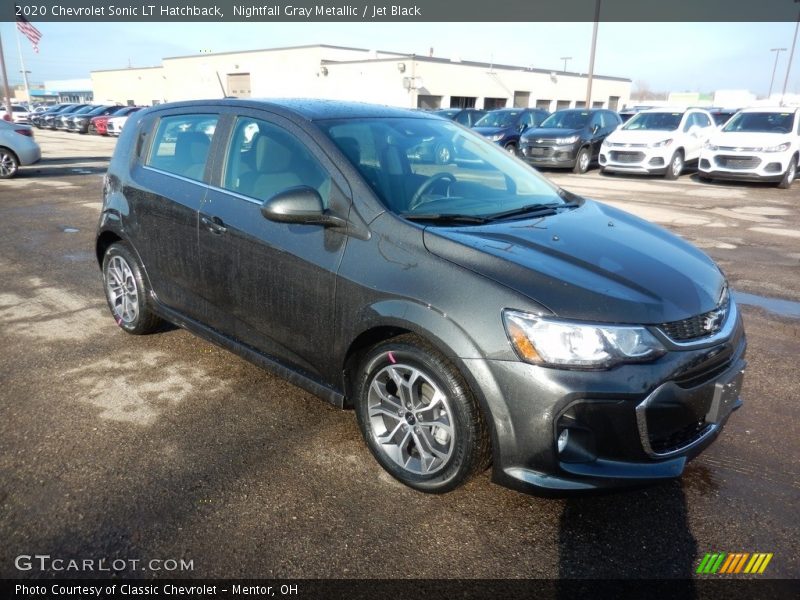 Front 3/4 View of 2020 Sonic LT Hatchback