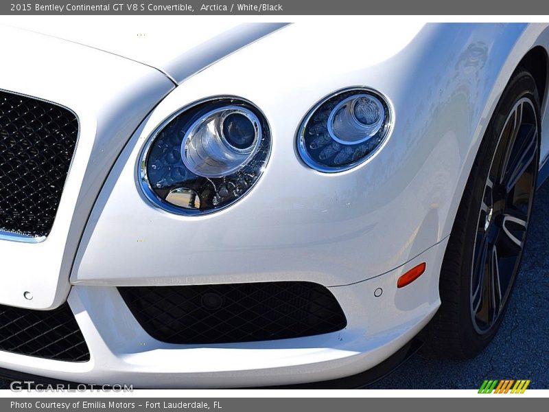 Arctica / White/Black 2015 Bentley Continental GT V8 S Convertible