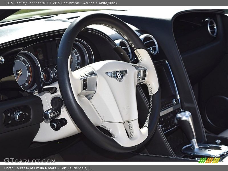  2015 Continental GT V8 S Convertible Steering Wheel