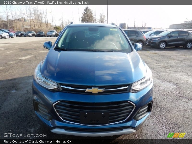 Pacific Blue Metallic / Jet Black 2020 Chevrolet Trax LT AWD