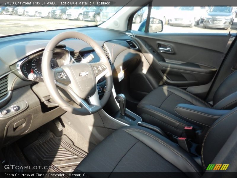 Pacific Blue Metallic / Jet Black 2020 Chevrolet Trax LT AWD