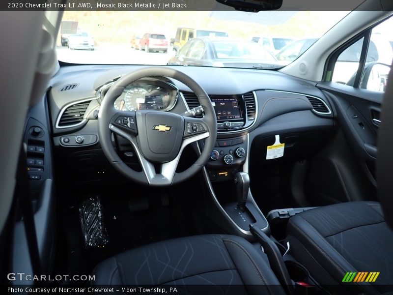 Mosaic Black Metallic / Jet Black 2020 Chevrolet Trax LT AWD