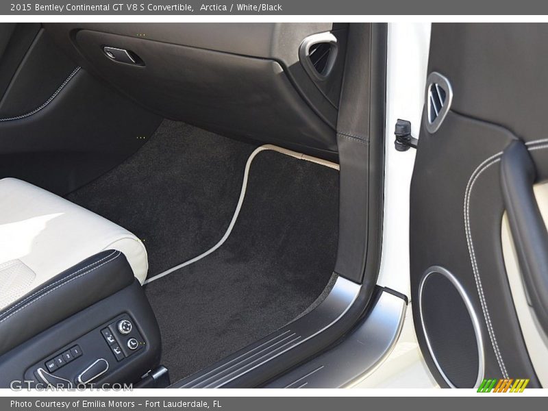 Arctica / White/Black 2015 Bentley Continental GT V8 S Convertible