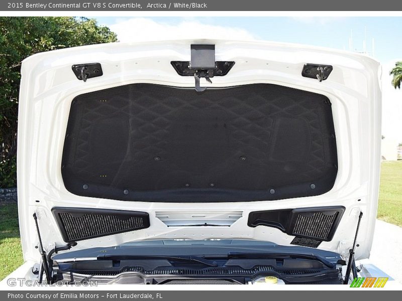 Arctica / White/Black 2015 Bentley Continental GT V8 S Convertible