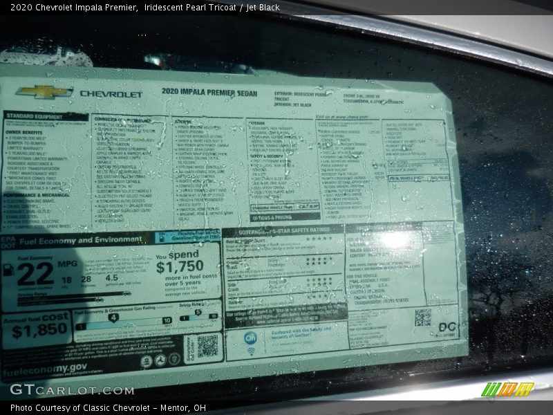 Iridescent Pearl Tricoat / Jet Black 2020 Chevrolet Impala Premier