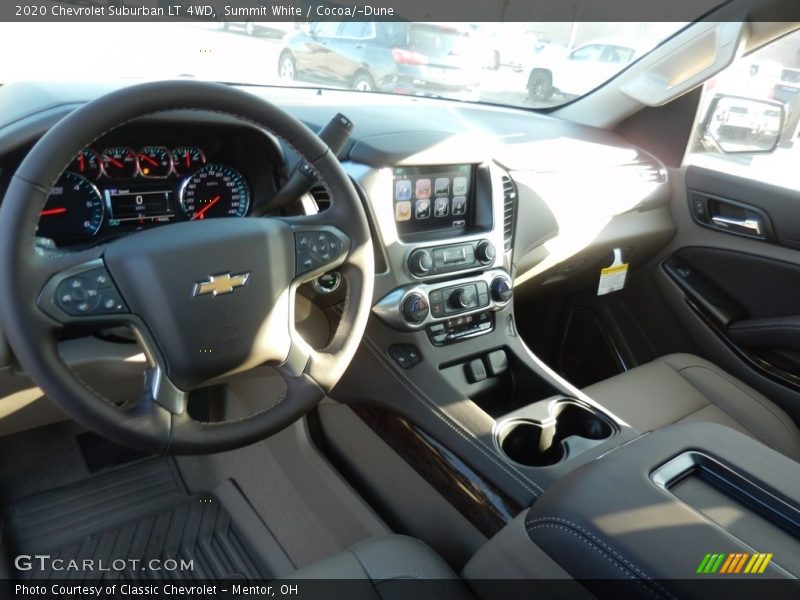 Summit White / Cocoa/­Dune 2020 Chevrolet Suburban LT 4WD
