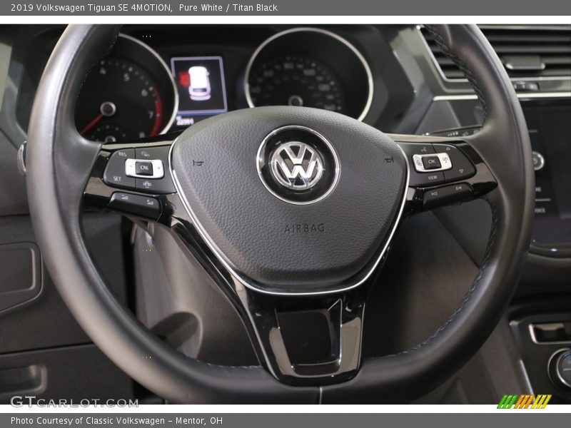  2019 Tiguan SE 4MOTION Steering Wheel