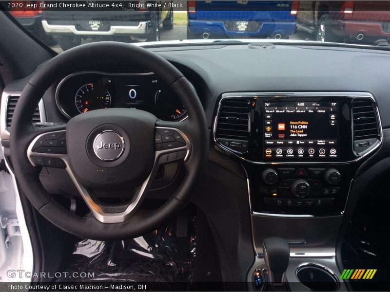 Bright White / Black 2020 Jeep Grand Cherokee Altitude 4x4