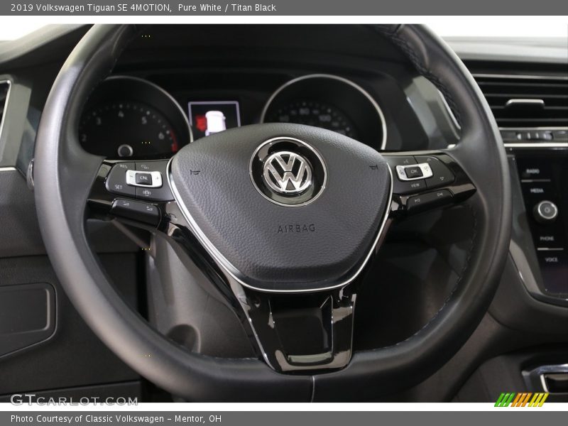 Pure White / Titan Black 2019 Volkswagen Tiguan SE 4MOTION