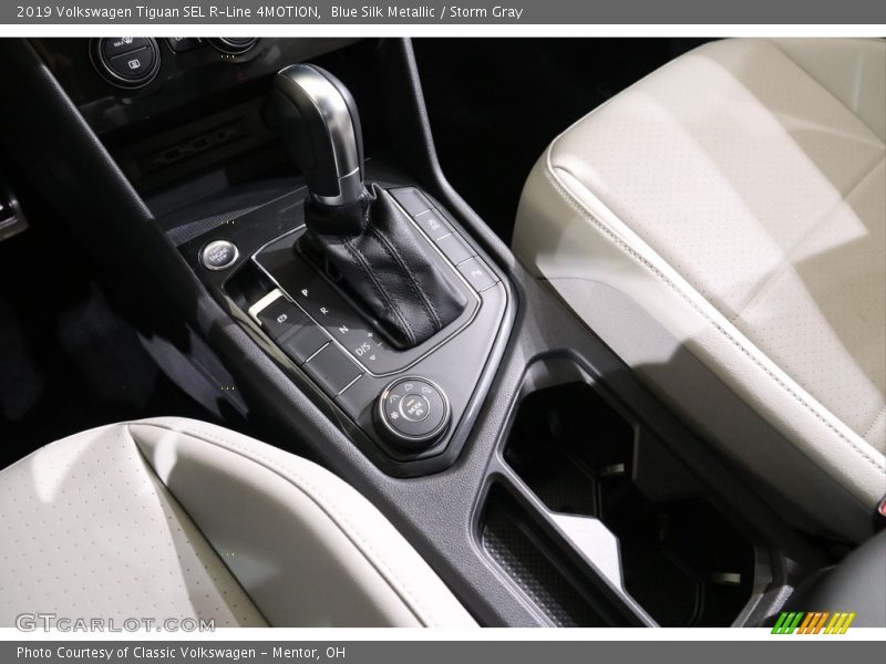 2019 Tiguan SEL R-Line 4MOTION 8 Speed Automatic Shifter