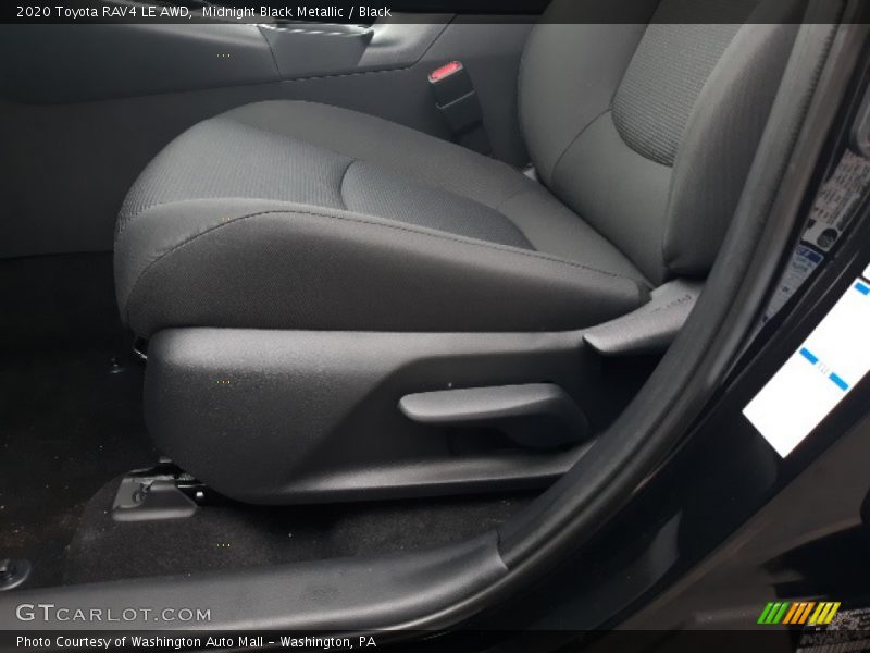 Midnight Black Metallic / Black 2020 Toyota RAV4 LE AWD
