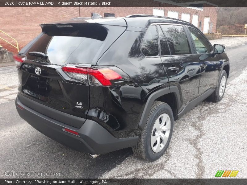 Midnight Black Metallic / Black 2020 Toyota RAV4 LE AWD